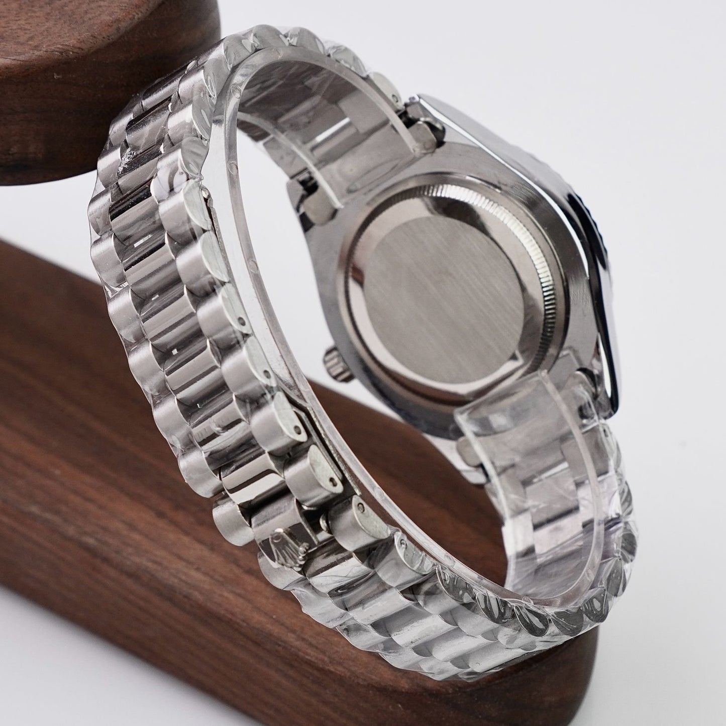 RLX – Stainless Steel – C-935